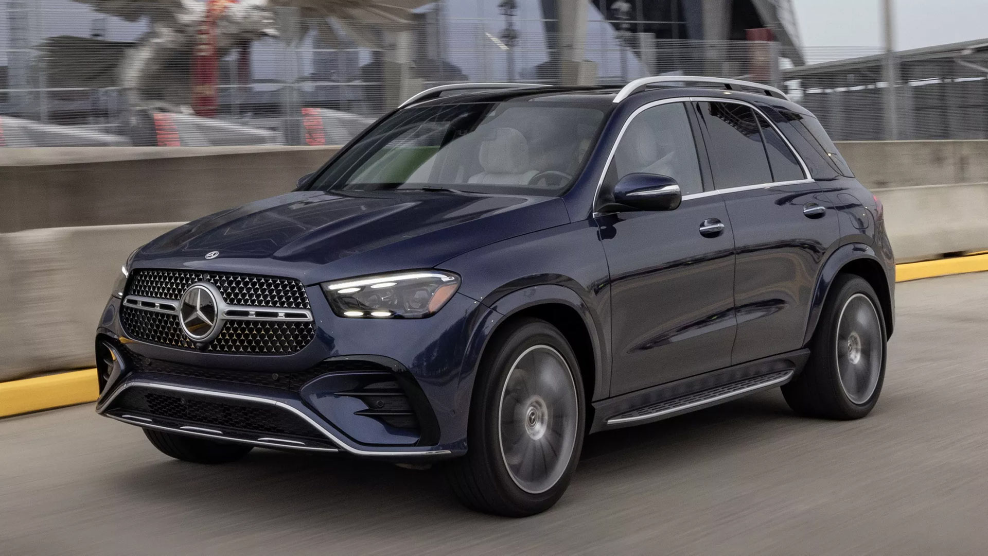 2024-Mercedes-GLE_2.jpg