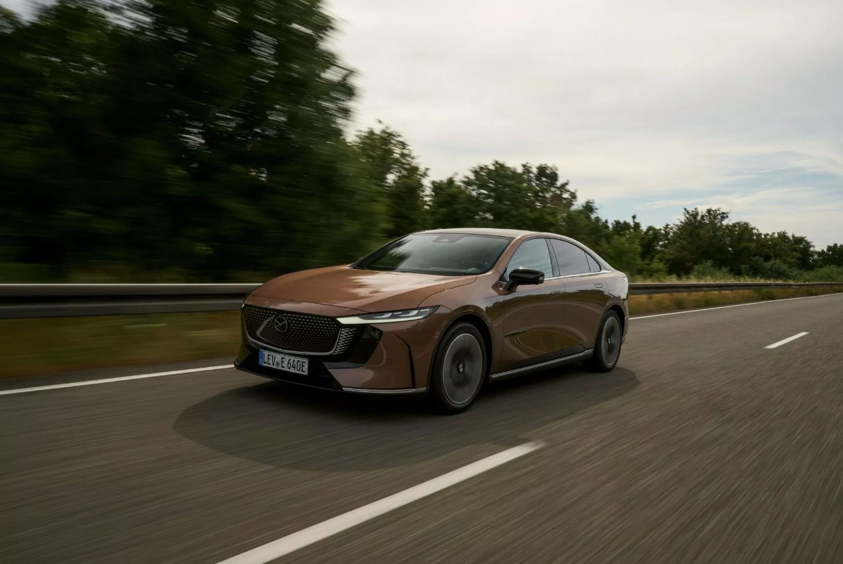 2025-Mazda-6e-Europe.JPG