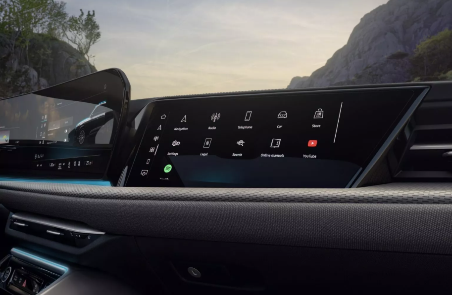 2026-Audi-Q5-PHEV 5.PNG