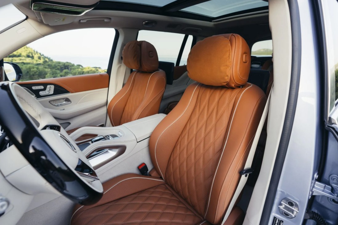 2026-Mercedes-Maybach-GLS-680-8.jpg