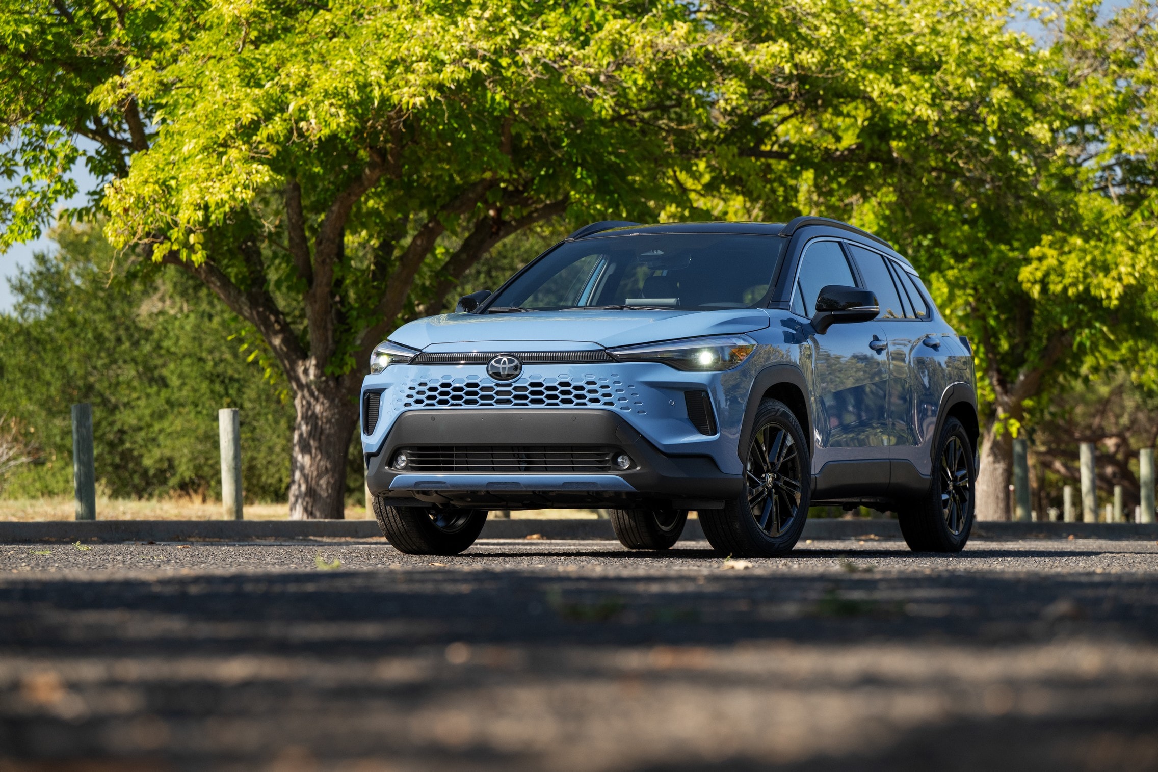 2026-toyota-corolla-cross-and-hybrid 5.jpg