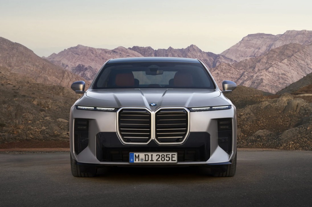 2027-BMW-7-Series.jpg