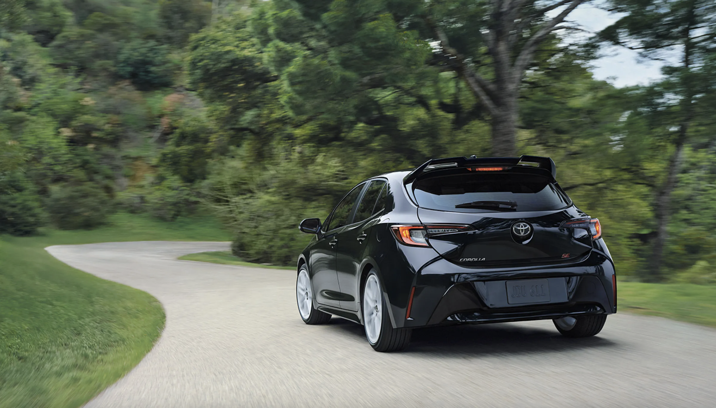 2027 Corolla 2026-09-17 lúc 09.10.41.png