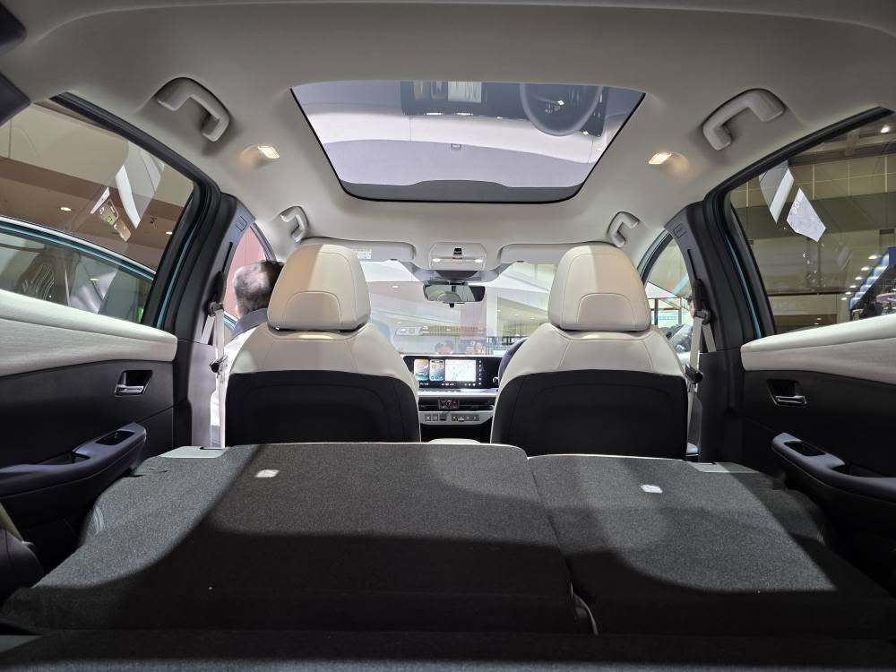 All NEW Nissan LEAF 5.jpg