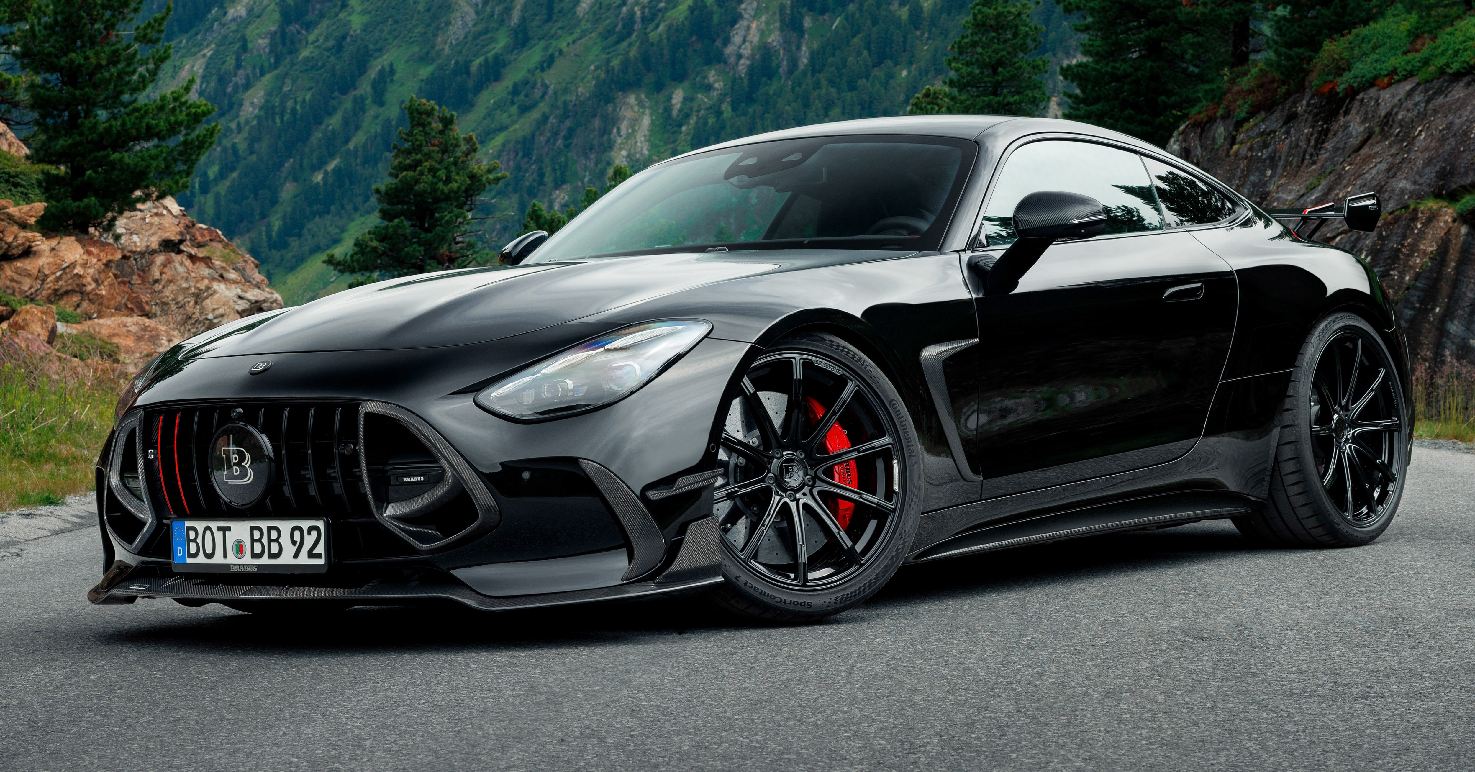 Brabus-1000-Mercedes-AMG-GT63S-E-Performance-5.jpg