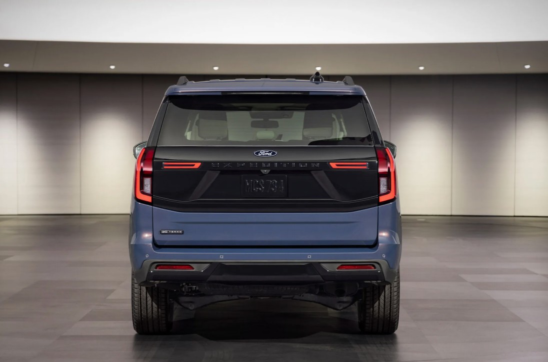 Ford-Expedition-30th-Anniversary-4.jpg