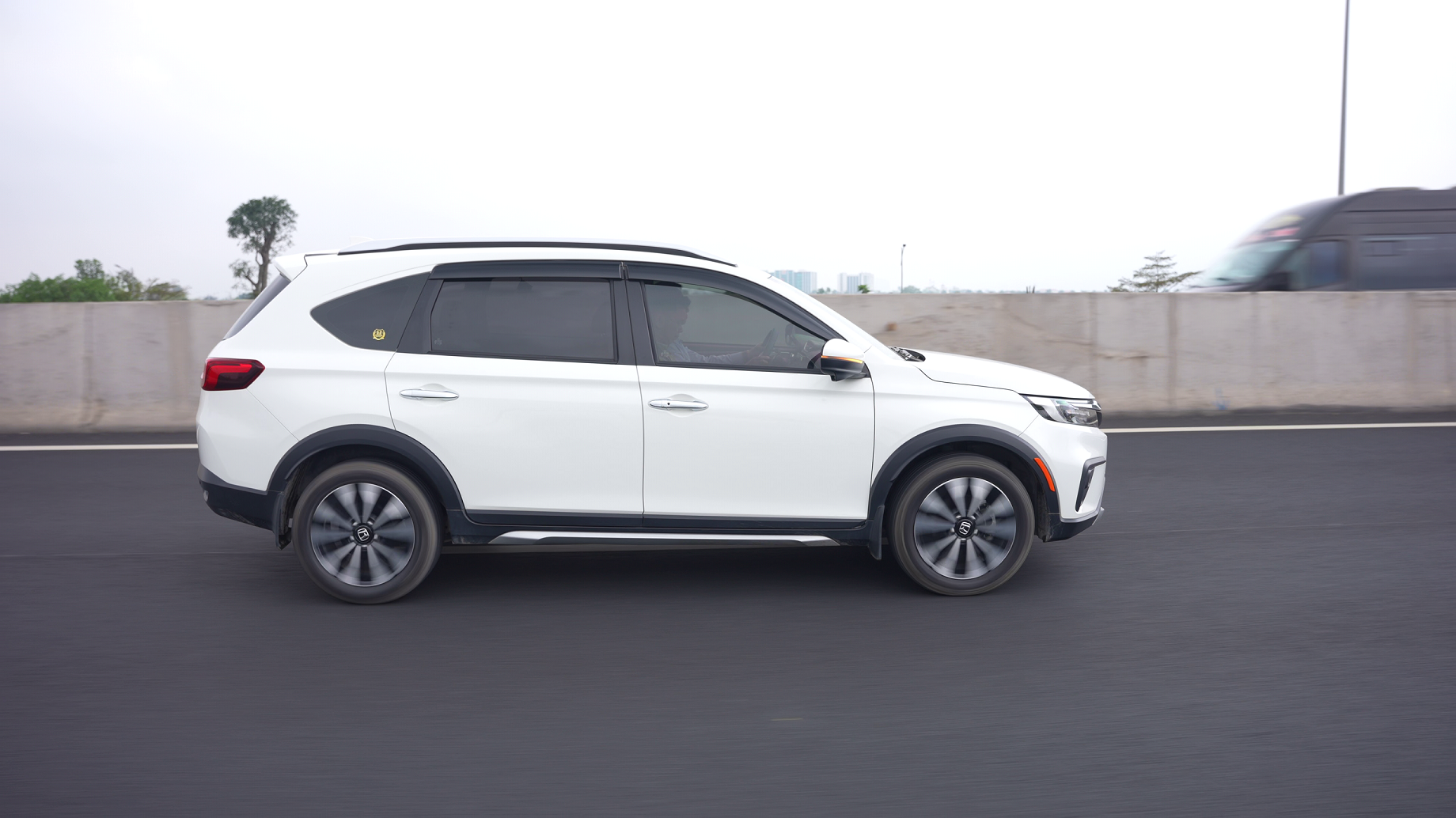 Honda BR-V-1 (2).png