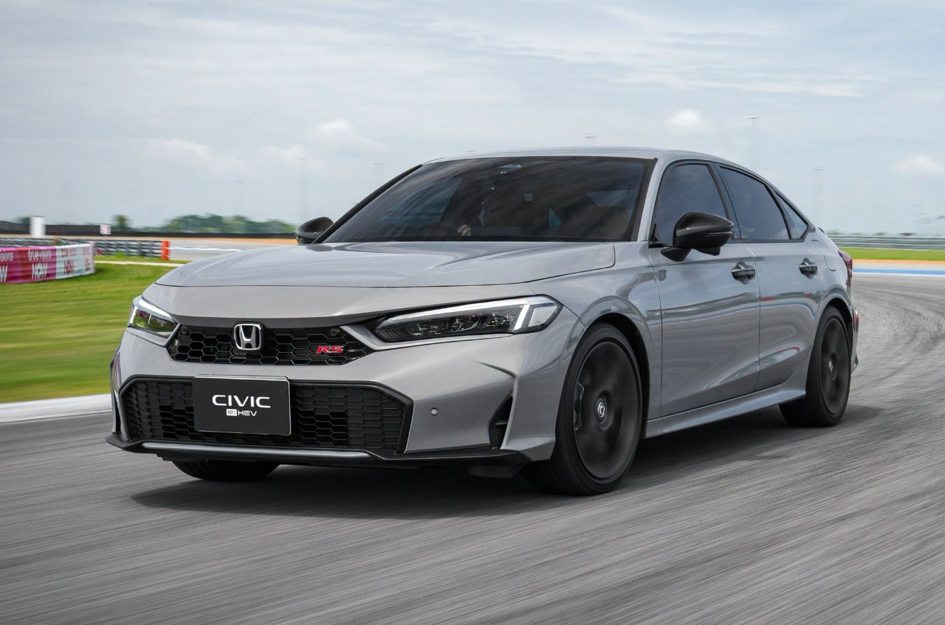 Honda Civic FE eHEV -2.jpg