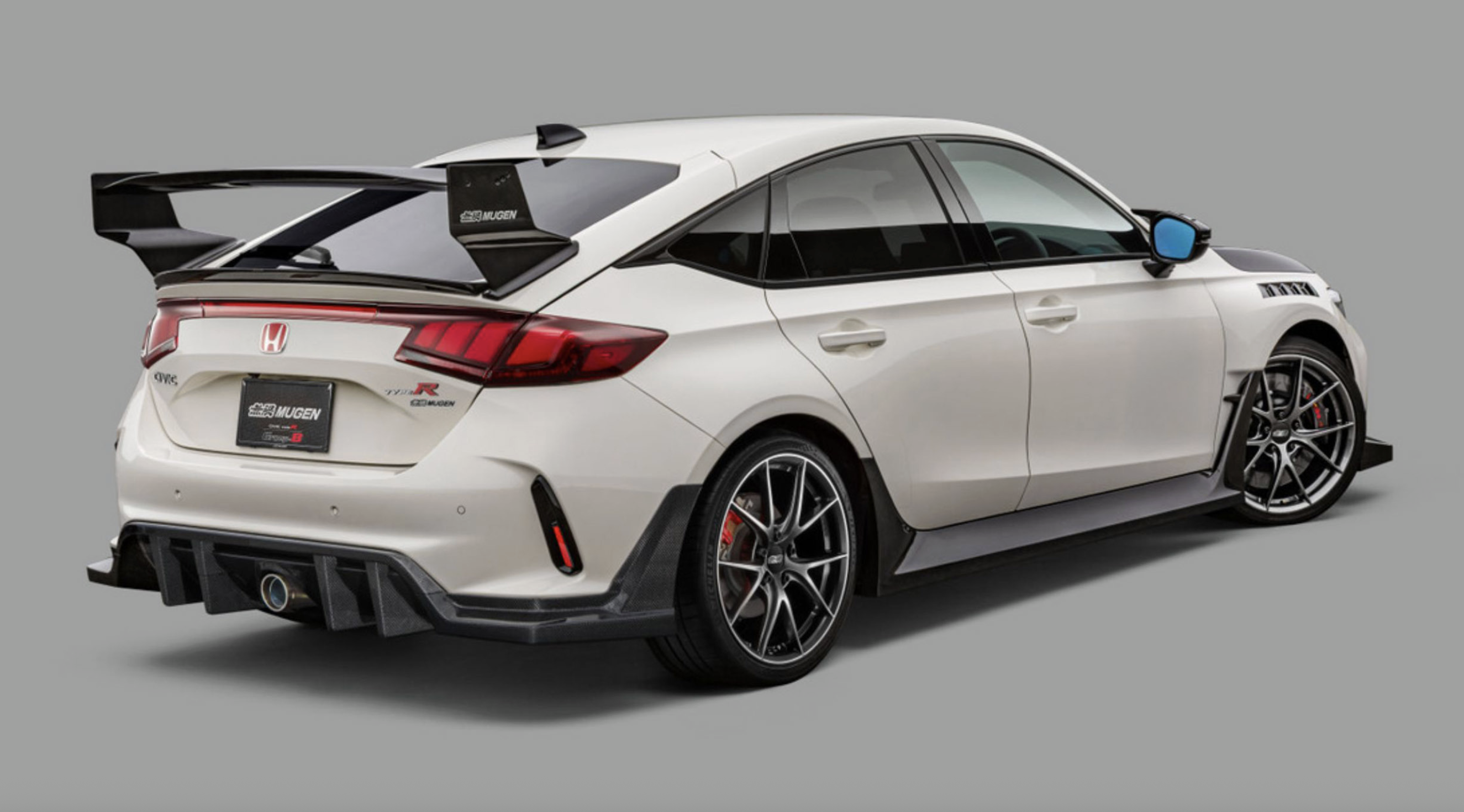 Honda Civic Type R  2025-11-01 lúc 09.28.02.png