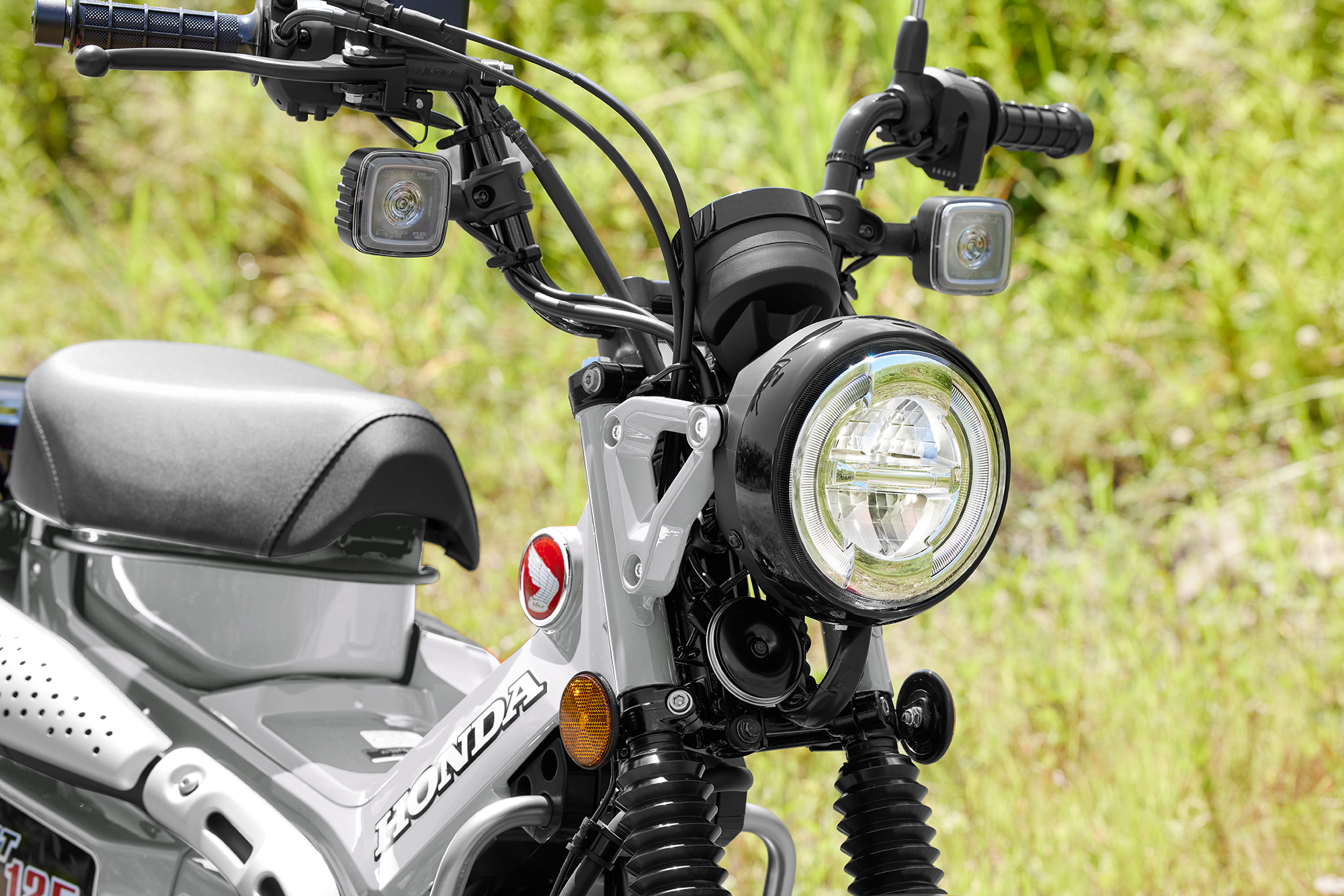 Honda CT125  Feature 1_retouch.png