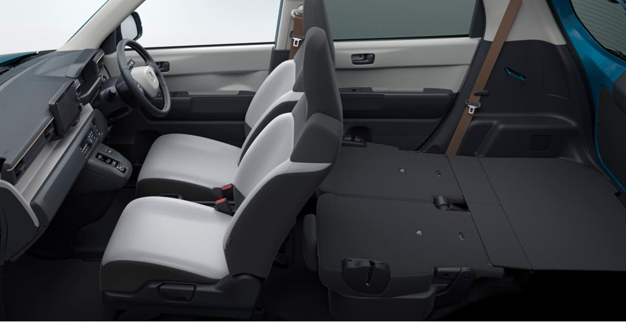 Honda N-ONE e 10.jpg