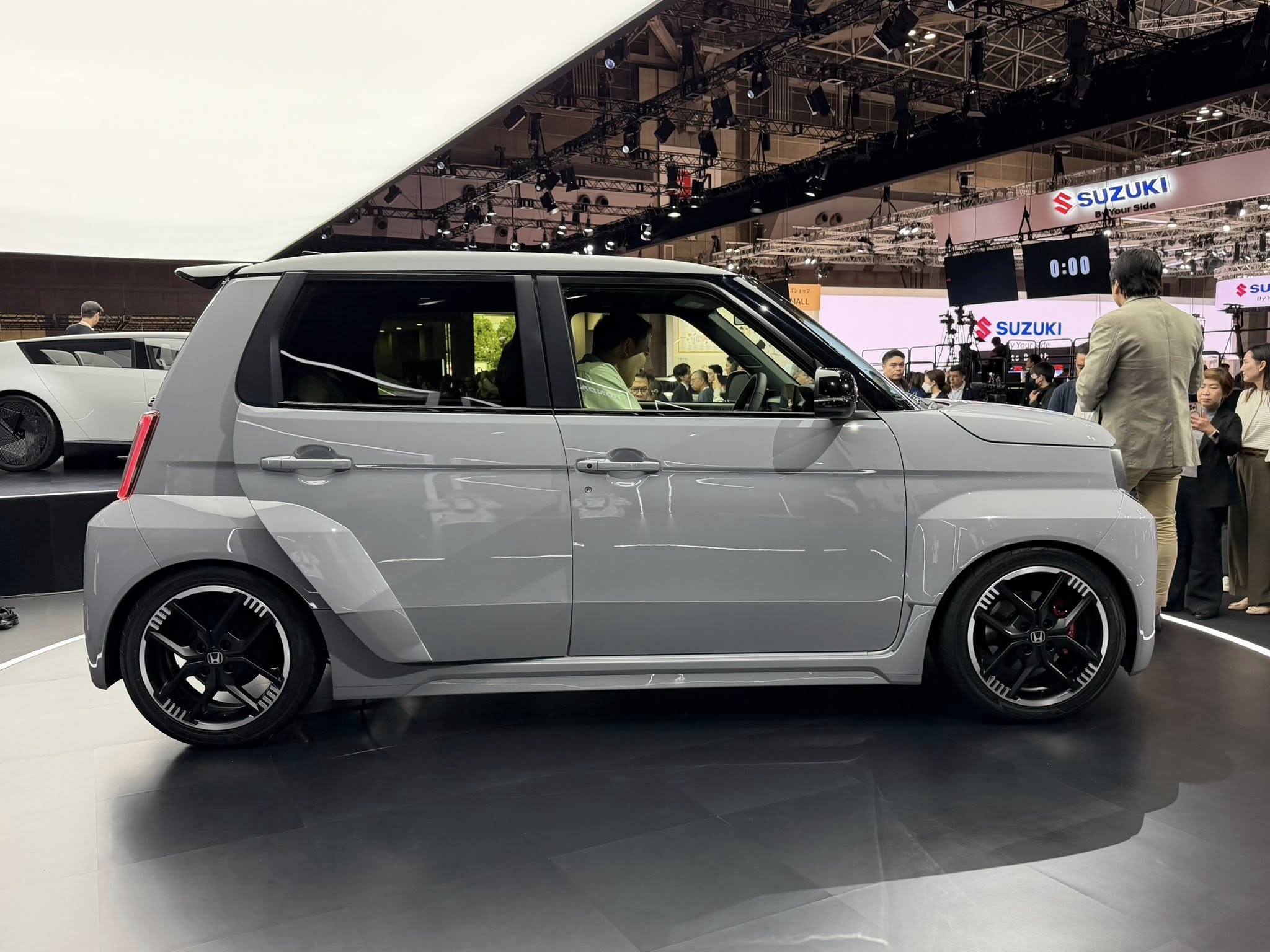 Honda Super-ONE 2.jpg