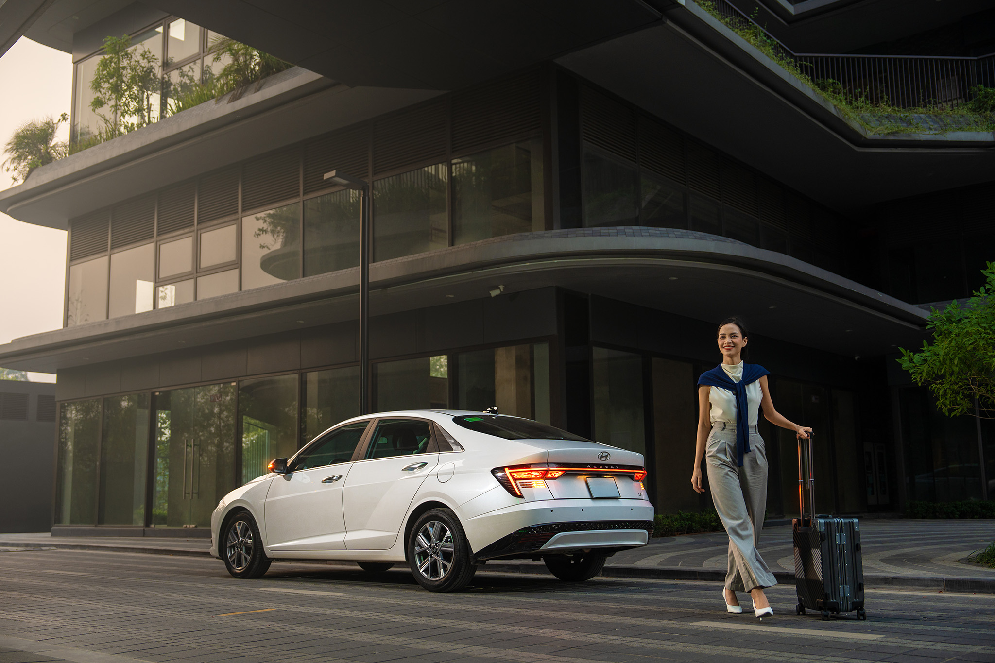 Hyundai Accent (6).jpg