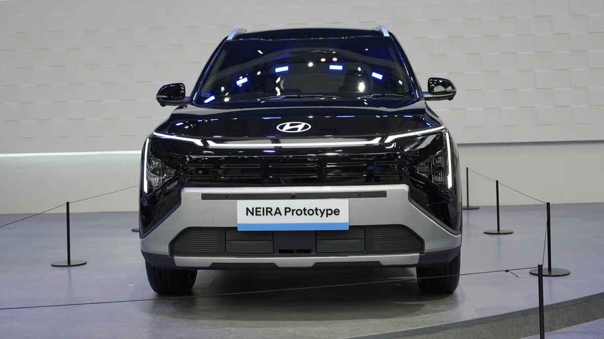 Hyundai Neira-1.jpg