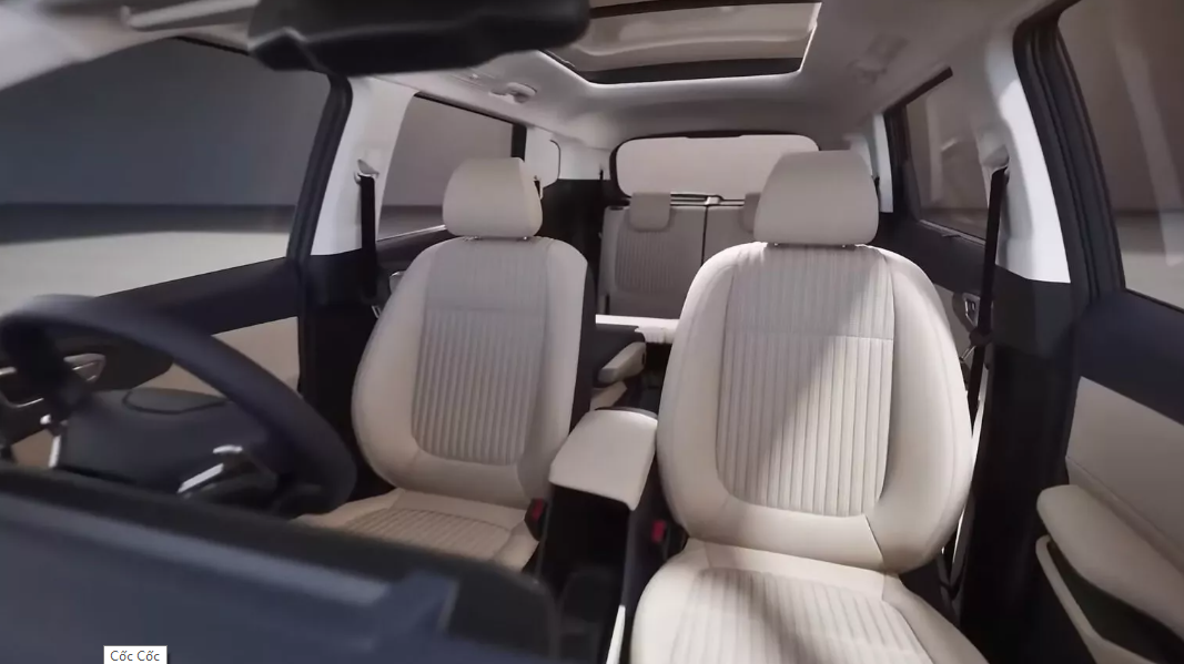 Kia Carens Clavis 5.PNG