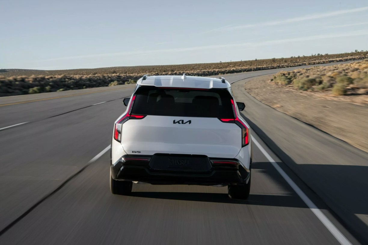 Kia EV9 2026 2.JPG