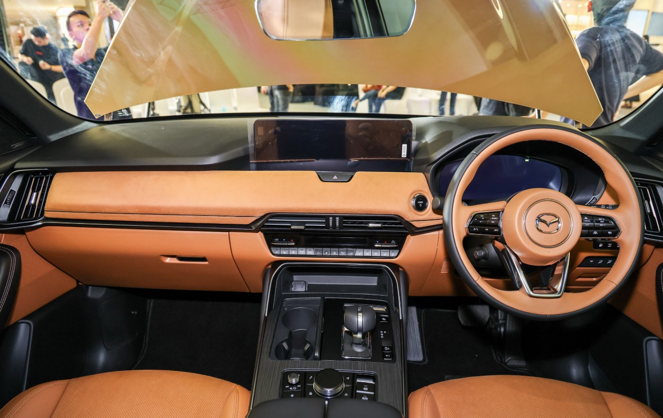 Mazda CX-80 5.jpg