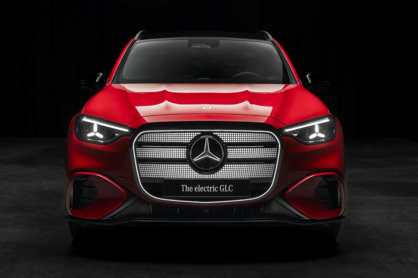 Mercedes-Benz GLC EV-3.jpg