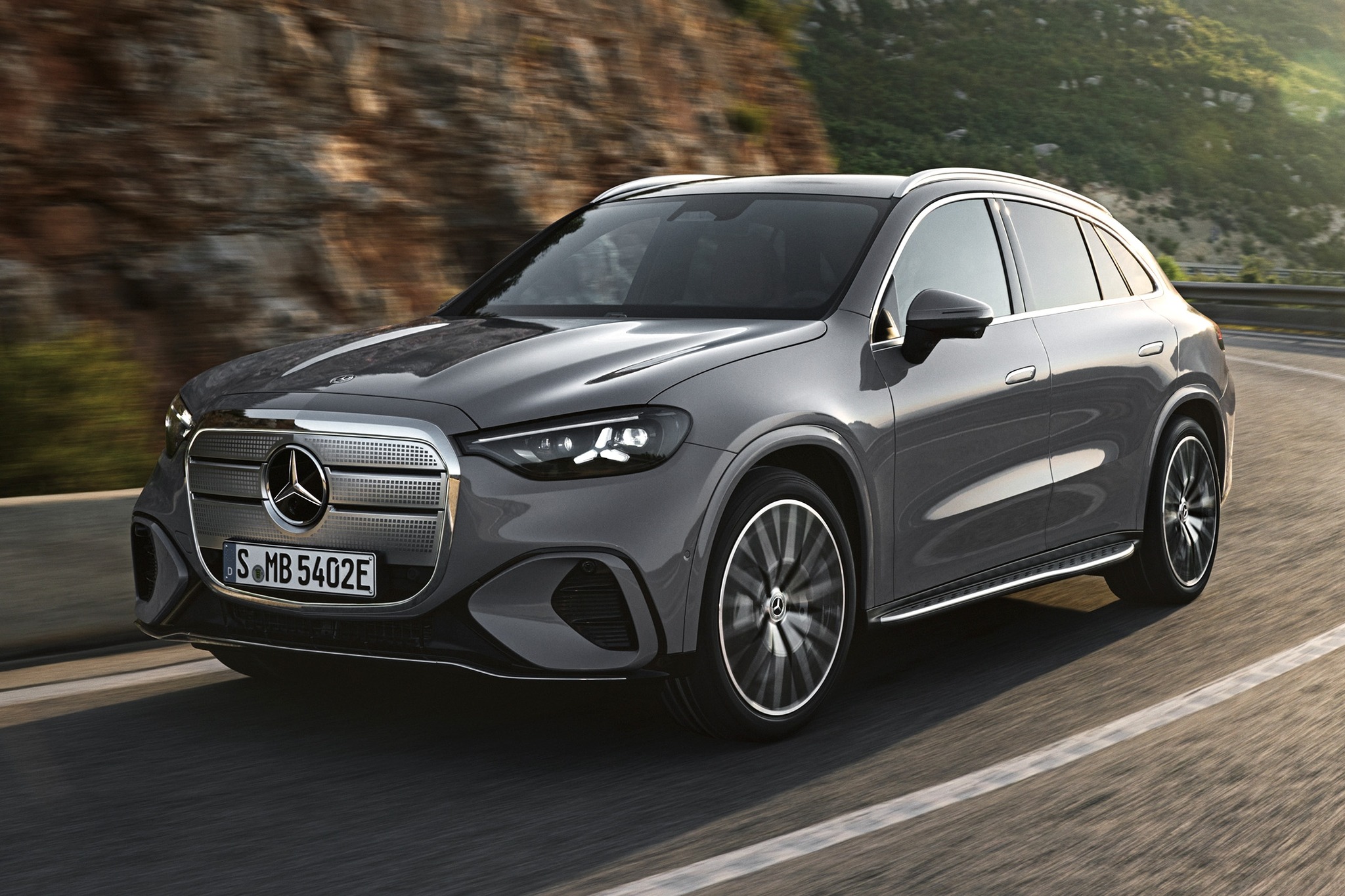 Mercedes GLC EQ 2026 10.jpg