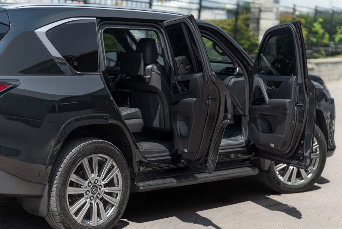 Miami-Armored-Lexus-LX-700-1-2048x13699.jpg