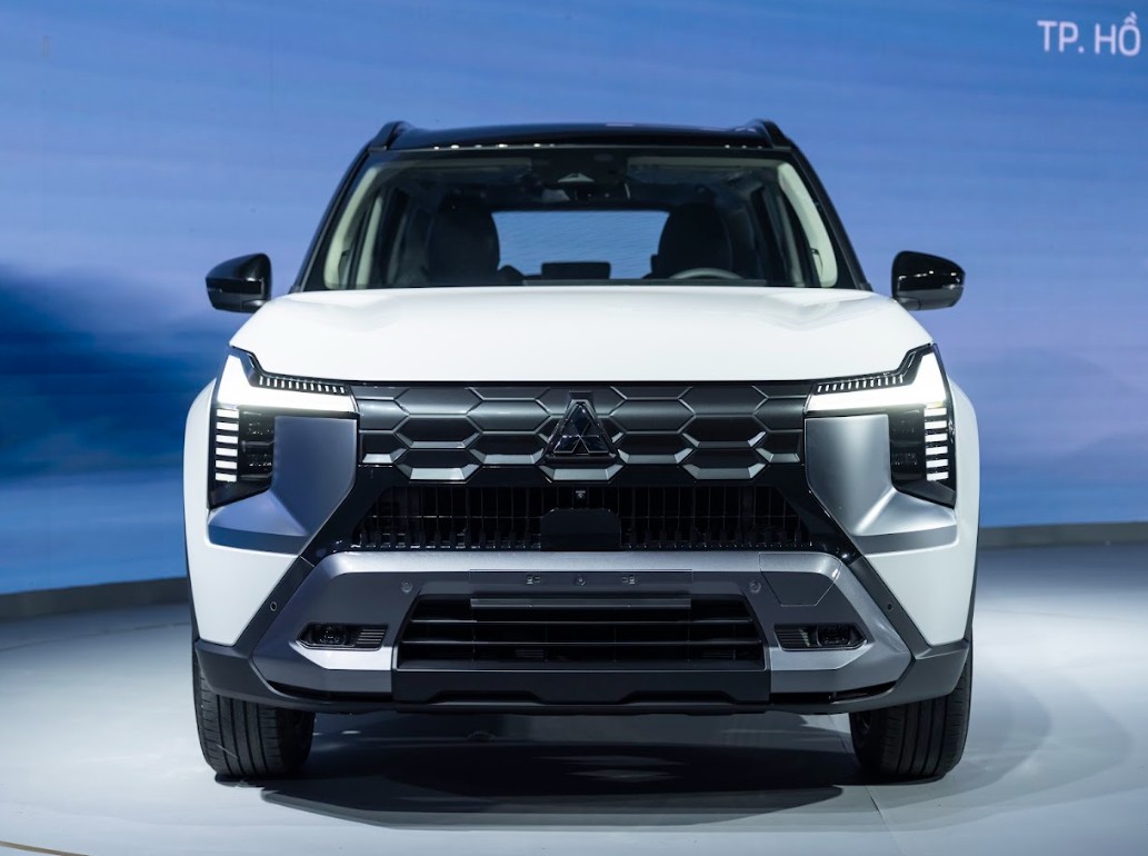 Mitsubishi Destinator 2026- 2.jpg