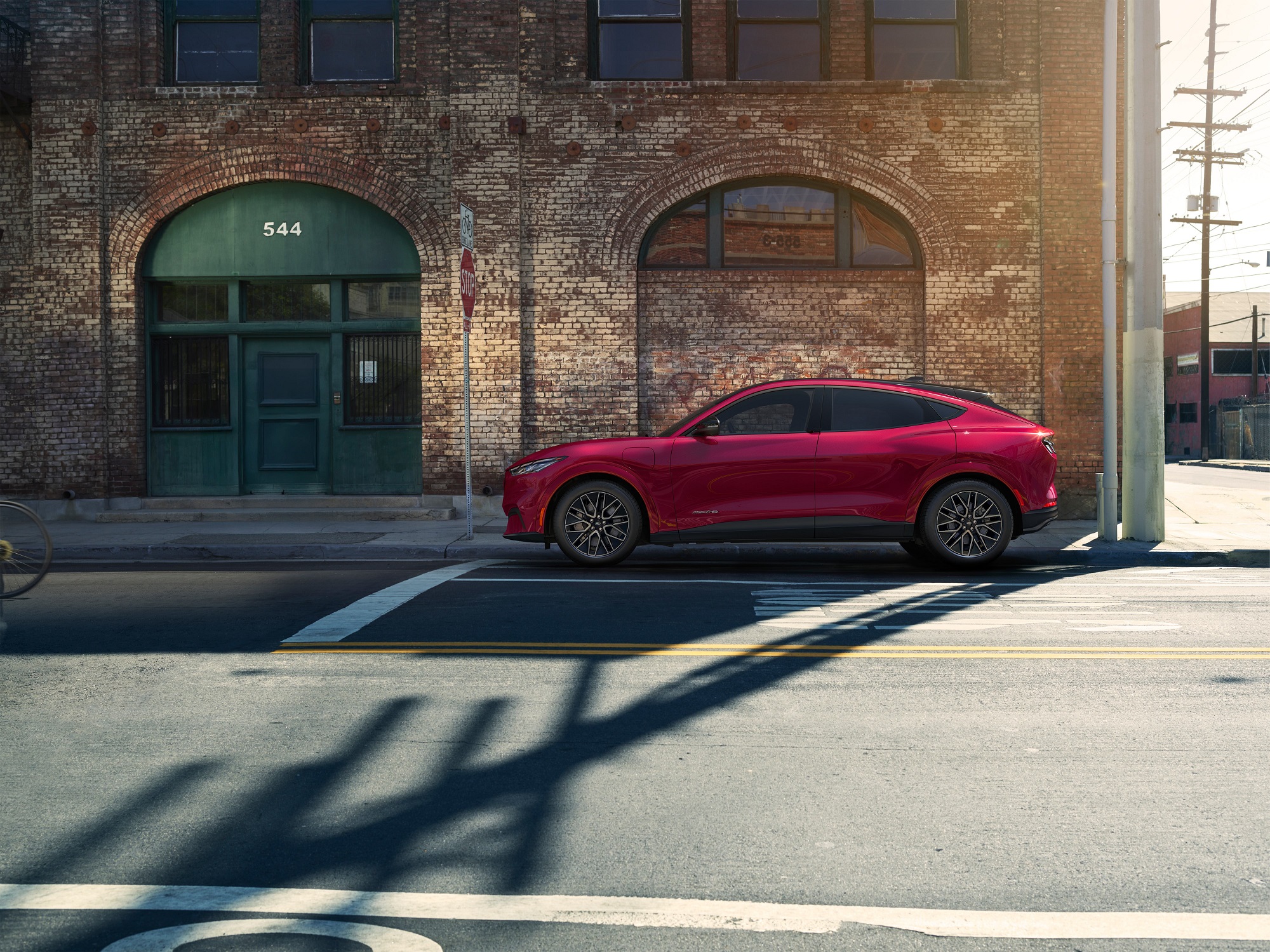 Mustang Mach-E (1).jpg