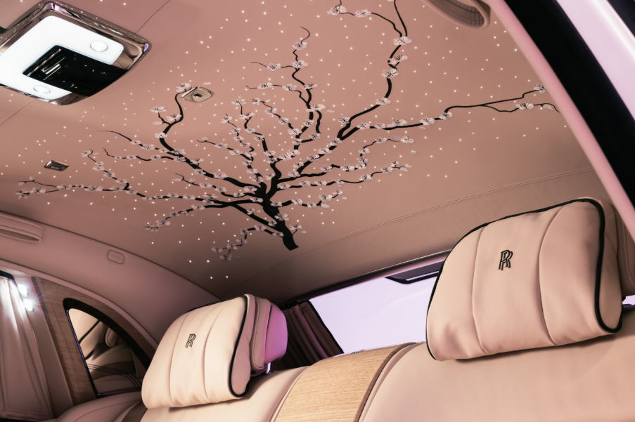 Rolls-Royce Phantom Cherry Blossom 3.PNG