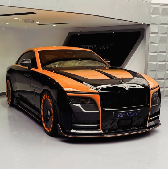 Rolls-Royce Spectre 4.PNG