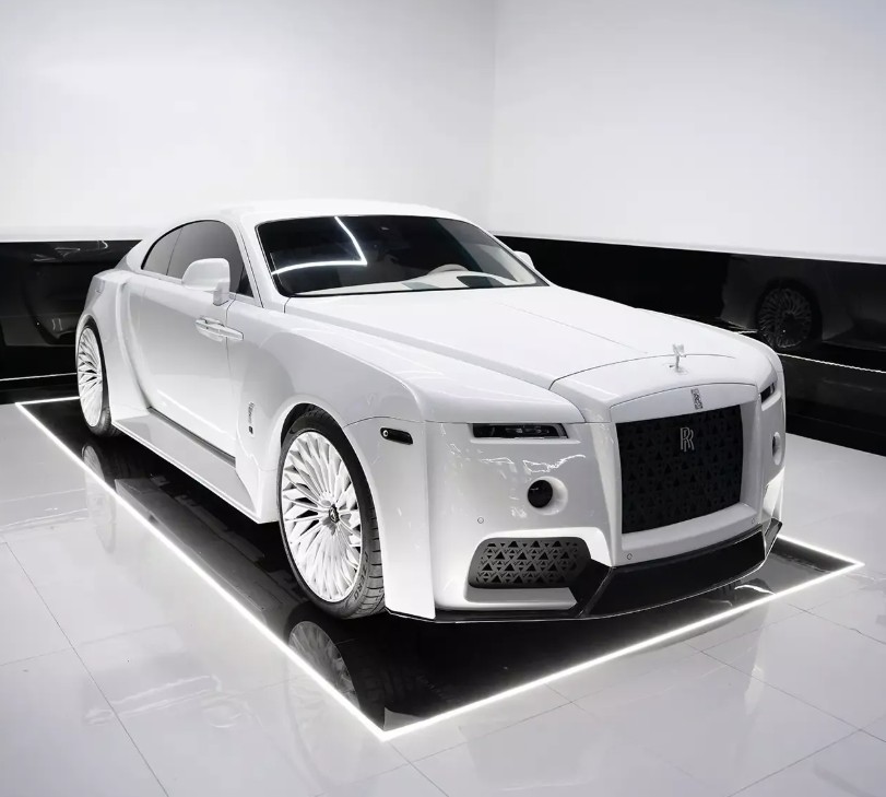 Rolls-Royce Wraith Venuum 3.jpg