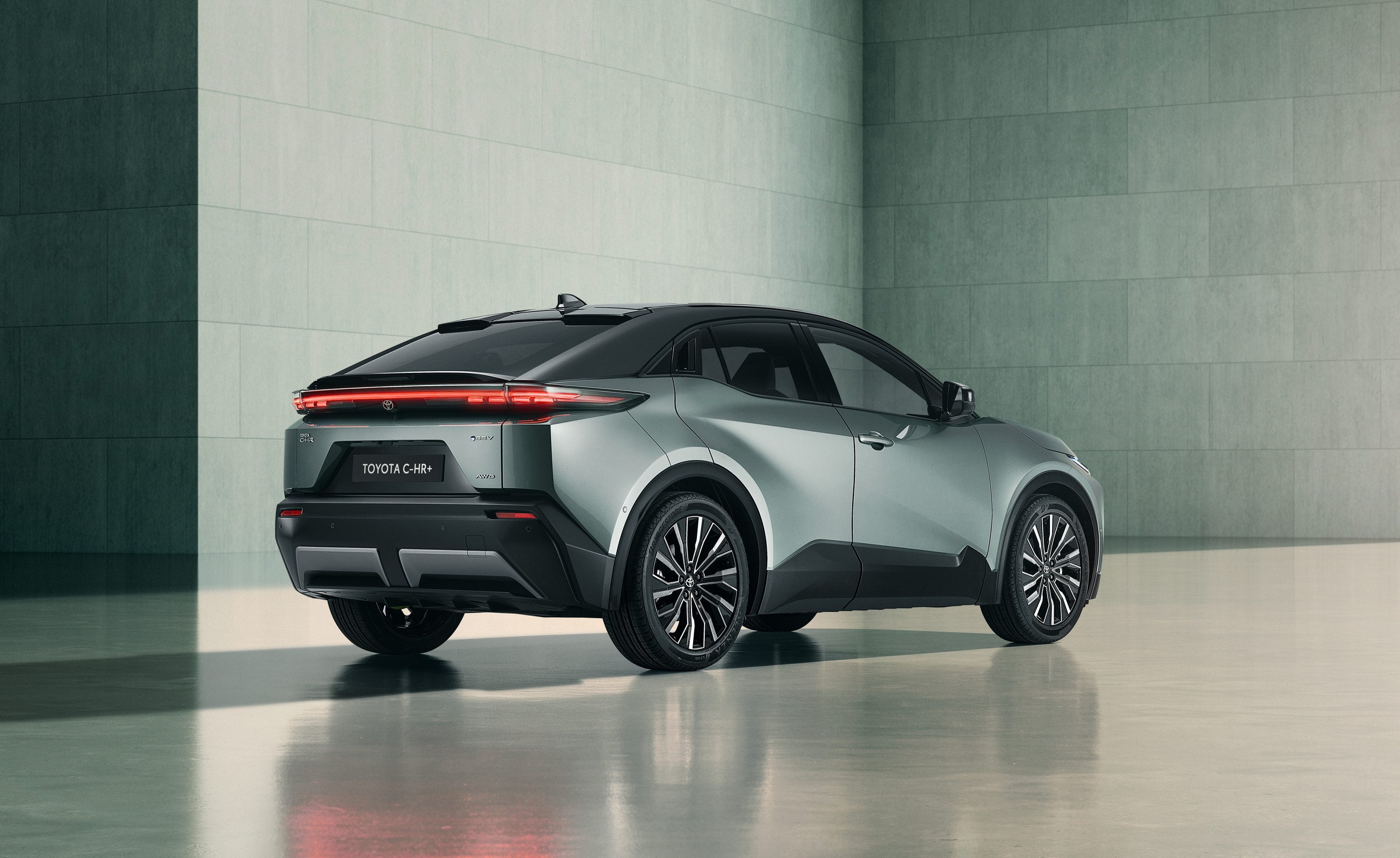 toyota-s-2026-c-hr-gearing-up-for-launch-with-ev-power_3.jpg