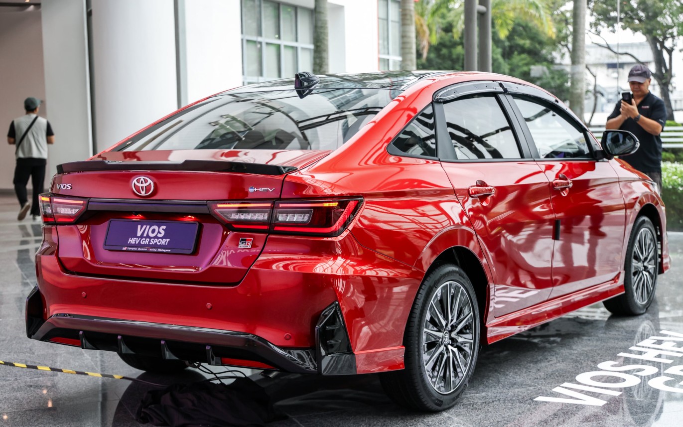 Toyota Vios Hybrid 2026 2.jpg