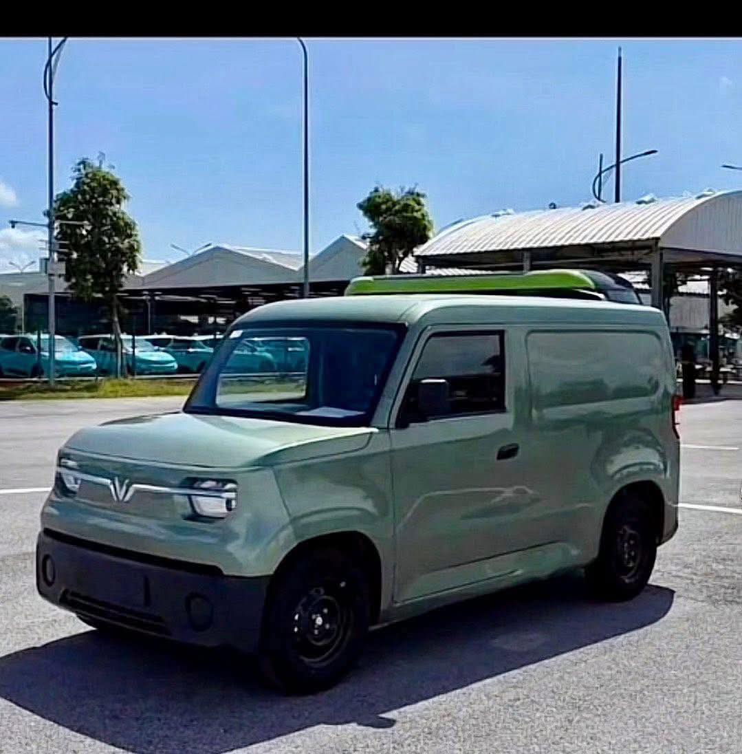 VinFast EC Van.jpg
