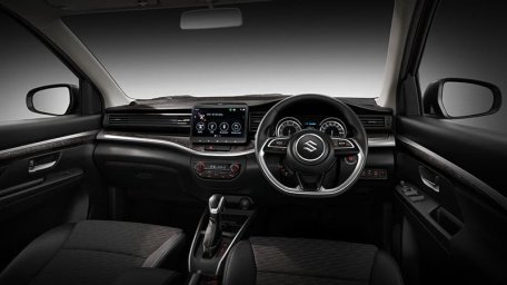 Suzuki XL7 Hybrid 6.jpg