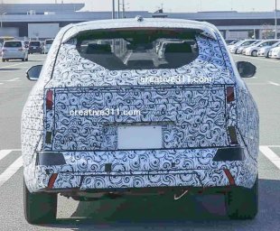 next-gen-honda-hr-v-spied-testing.jpg