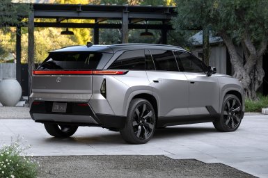 Toyota Highlander EV 2.jpg