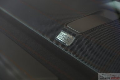 Lexus IS300h 2026 6.jpg