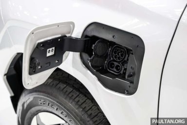 2026-BIMS-Toyota-Hilux-Travo-e-7-850x567.jpg