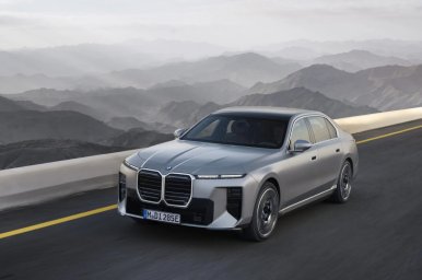 2027-BMW-7-Series-FL-0002_resize-2048x1366.jpg