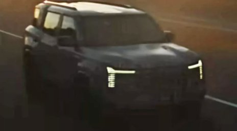 2027 Mitsubishi Pajero.jpg