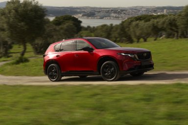 mazda-cx-5_driving.jpg