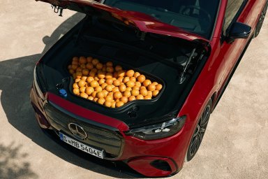 Mercedes-Benz GLC EV-6.jpg