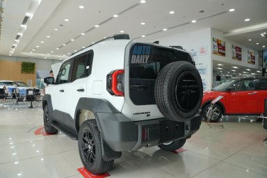 Toyota Land Cruiser FJ (34).jpg