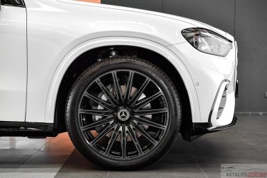 Mercedes-Benz GLC 300 -10.jpg